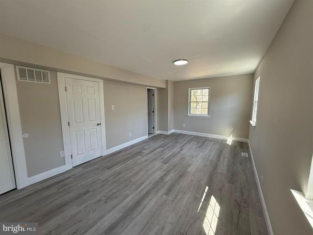 4862 CORWEN CT, Mays Landing, NJ 08330