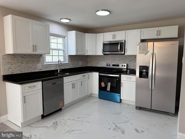 4862 CORWEN CT, Mays Landing, NJ 08330