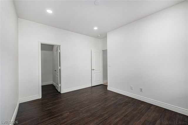 7840 Thunder Echo Street, Las Vegas, NV 89131