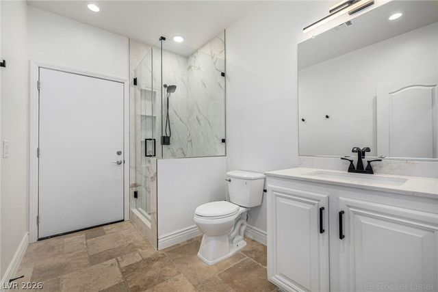 7840 Thunder Echo Street, Las Vegas, NV 89131