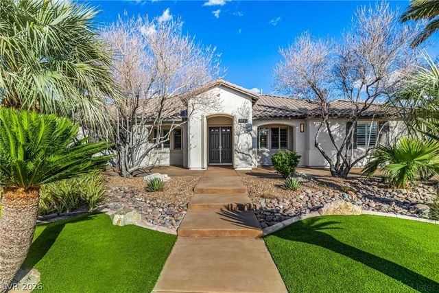 7840 Thunder Echo Street, Las Vegas, NV 89131