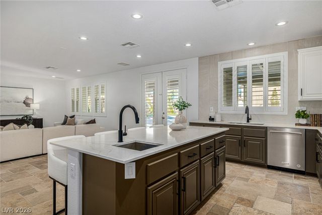 7840 Thunder Echo Street, Las Vegas, NV 89131