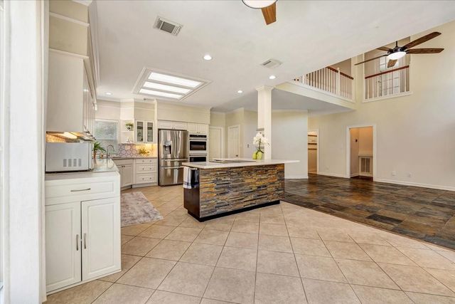 16827 Whitewater Falls Court, Pasadena, TX 77059