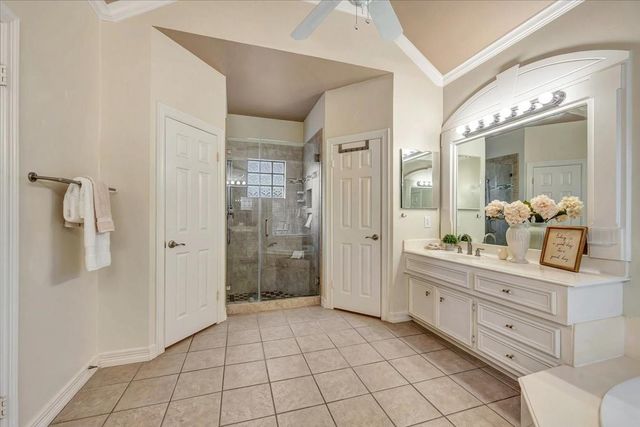16827 Whitewater Falls Court, Pasadena, TX 77059