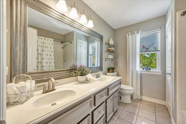 16827 Whitewater Falls Court, Pasadena, TX 77059
