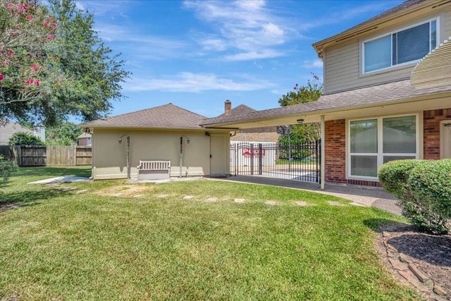 16827 Whitewater Falls Court, Pasadena, TX 77059