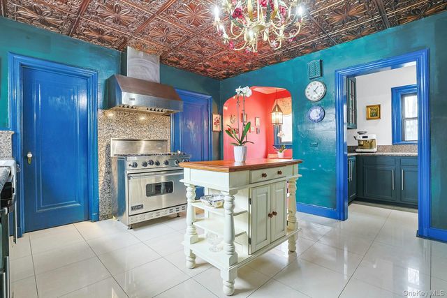 66 Mamaroneck Road, Scarsdale, NY 10583