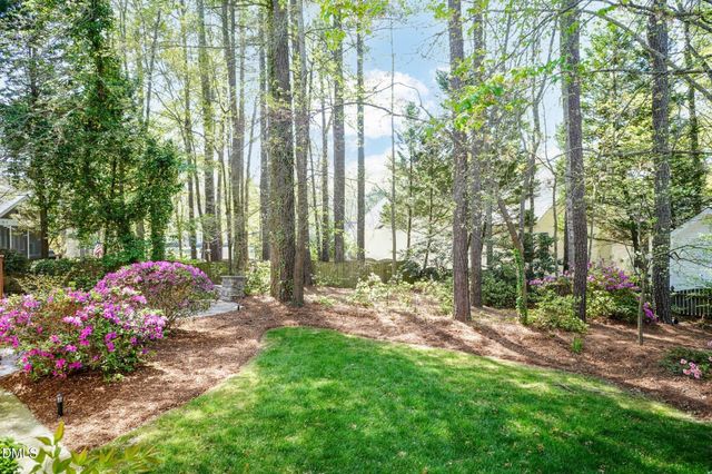 102 Langshire Court, Apex, NC 27502