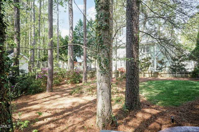 102 Langshire Court, Apex, NC 27502