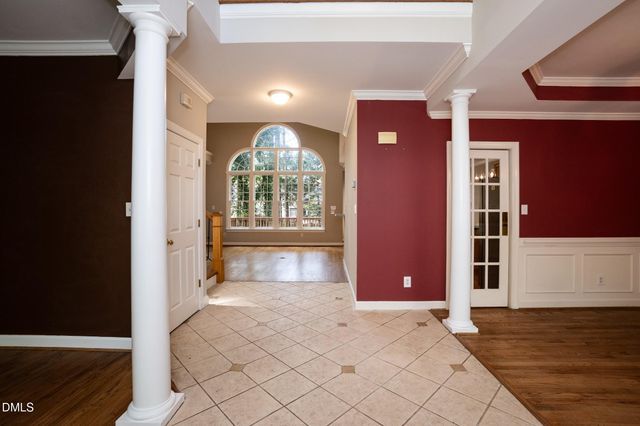 102 Langshire Court, Apex, NC 27502