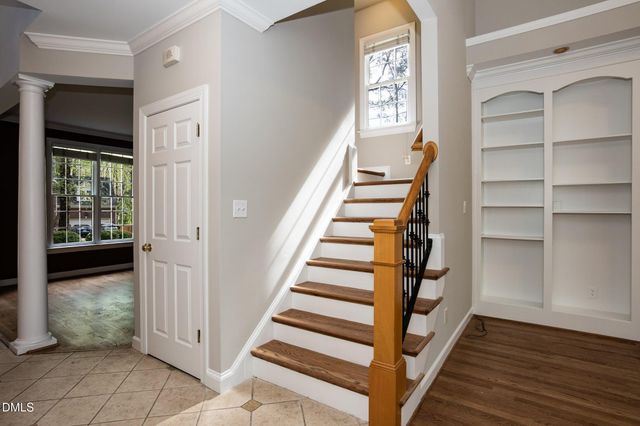 102 Langshire Court, Apex, NC 27502