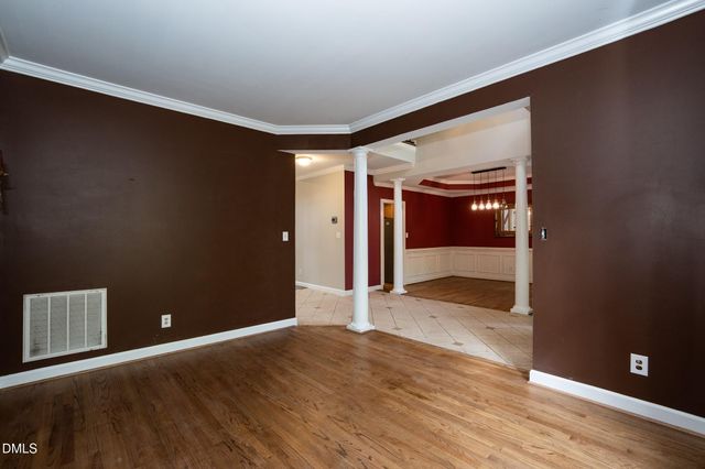 102 Langshire Court, Apex, NC 27502