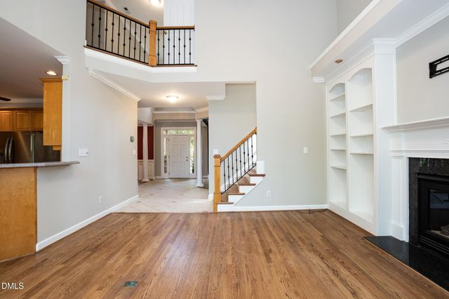 102 Langshire Court, Apex, NC 27502