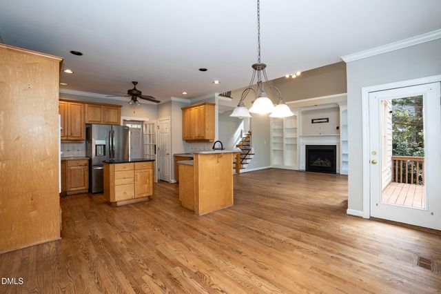 102 Langshire Court, Apex, NC 27502