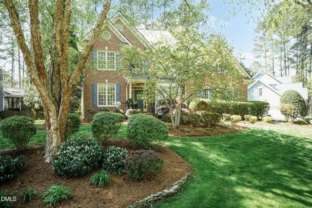 102 Langshire Court, Apex, NC 27502