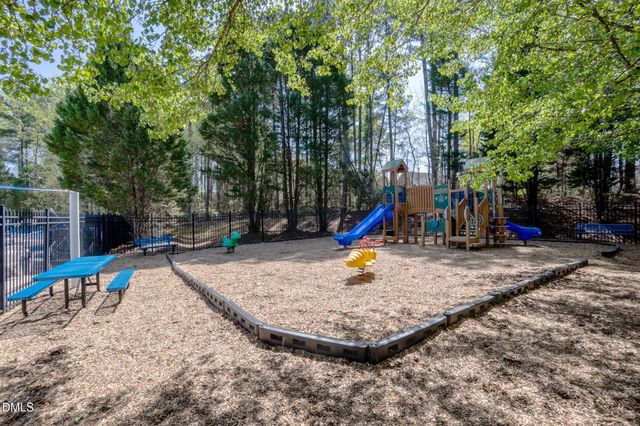 102 Langshire Court, Apex, NC 27502