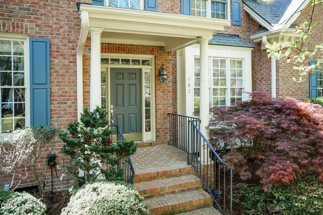 102 Langshire Court, Apex, NC 27502