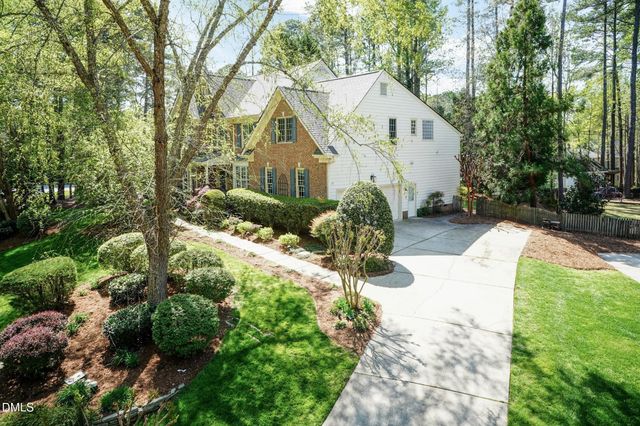 102 Langshire Court, Apex, NC 27502