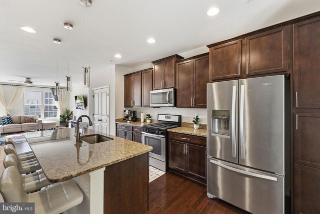 7902 MOSS BROOK CT, Glen Burnie, MD 21060