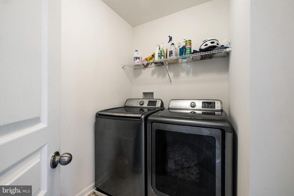 Image 30 of property listing at 7902 MOSS BROOK CT, Glen Burnie, MD 21060