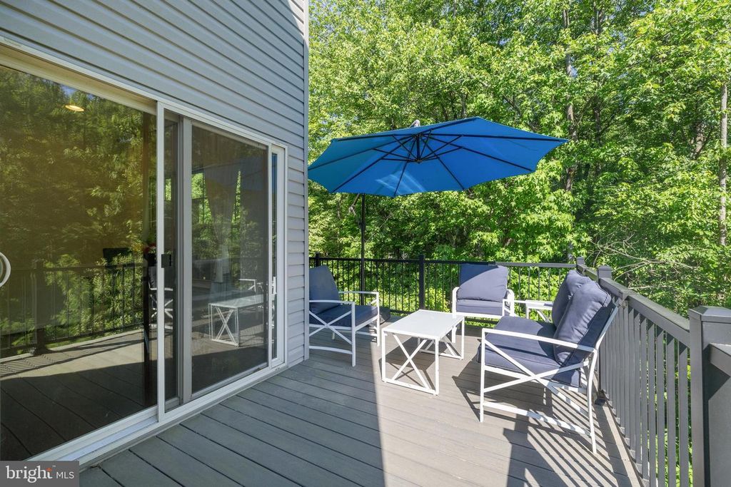 Image 33 of property listing at 7902 MOSS BROOK CT, Glen Burnie, MD 21060