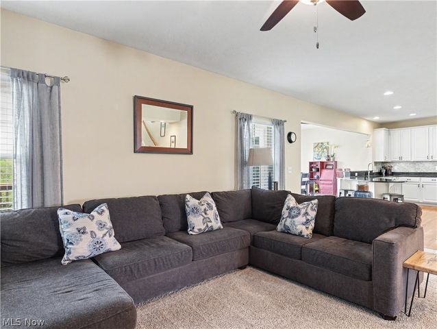 3127 Liberty Ledges Drive, Twinsburg, OH 44087