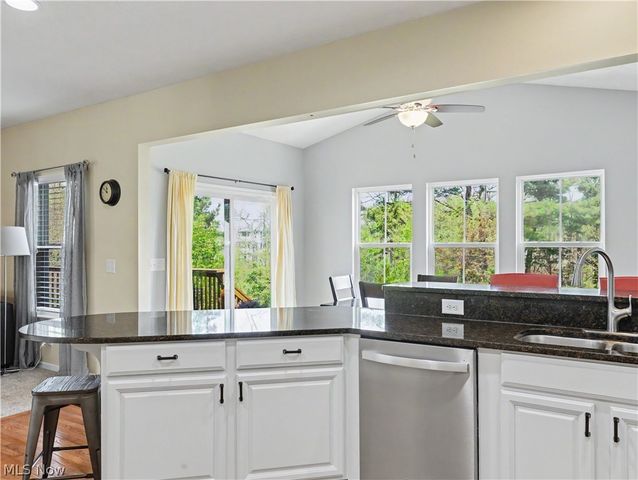3127 Liberty Ledges Drive, Twinsburg, OH 44087