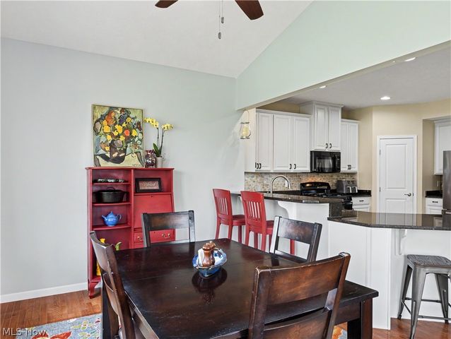 3127 Liberty Ledges Drive, Twinsburg, OH 44087