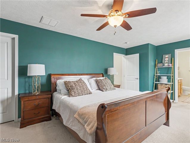 3127 Liberty Ledges Drive, Twinsburg, OH 44087