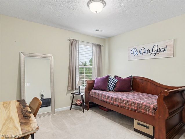 3127 Liberty Ledges Drive, Twinsburg, OH 44087