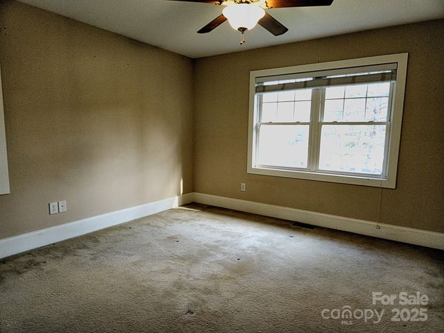 17 Lamar Avenue, Asheville, NC 28803