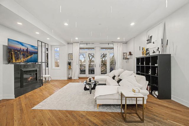 6531 S Kimbark Avenue 3N, Chicago, IL 60637