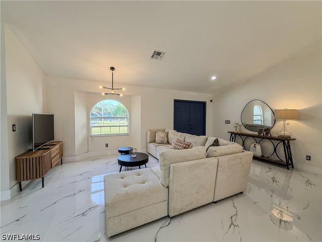 4285 47th AVE NE, Naples, FL 34120