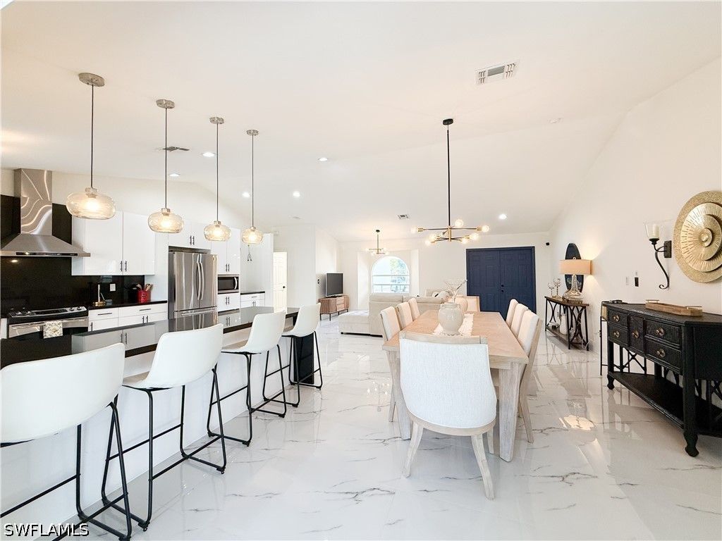 4285 47th AVE NE, Naples, FL 34120