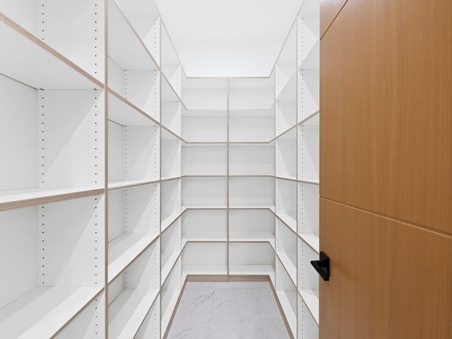 111 Fiesta Way, Fort Lauderdale, FL 33301