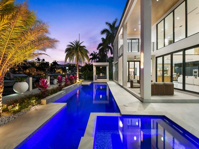 111 Fiesta Way, Fort Lauderdale, FL 33301