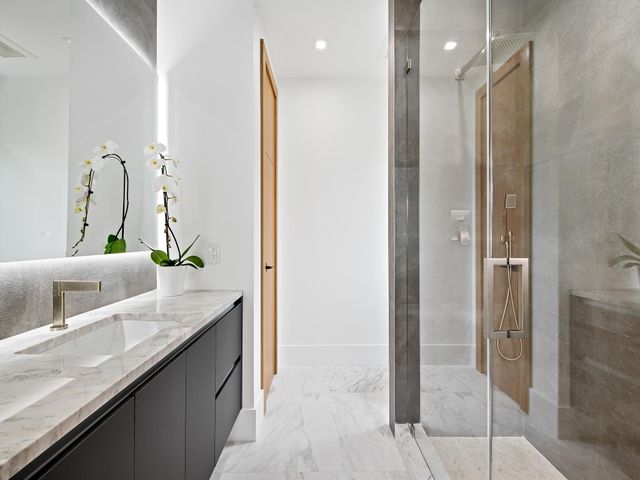 111 Fiesta Way, Fort Lauderdale, FL 33301