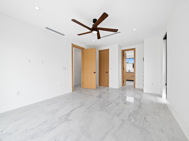 111 Fiesta Way, Fort Lauderdale, FL 33301