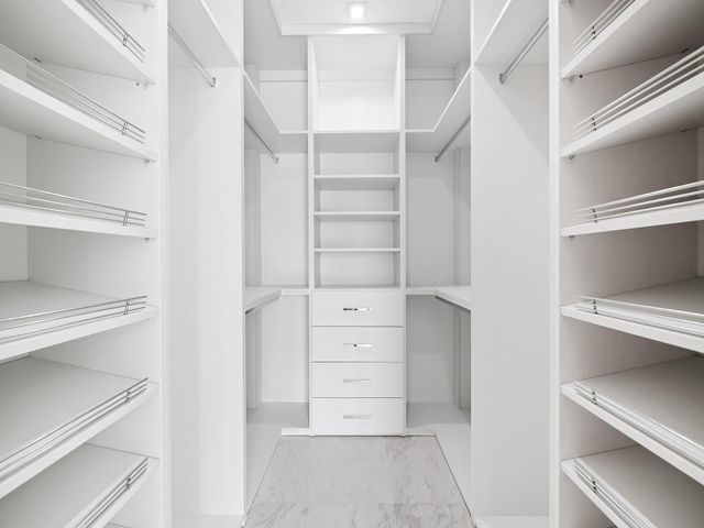 111 Fiesta Way, Fort Lauderdale, FL 33301