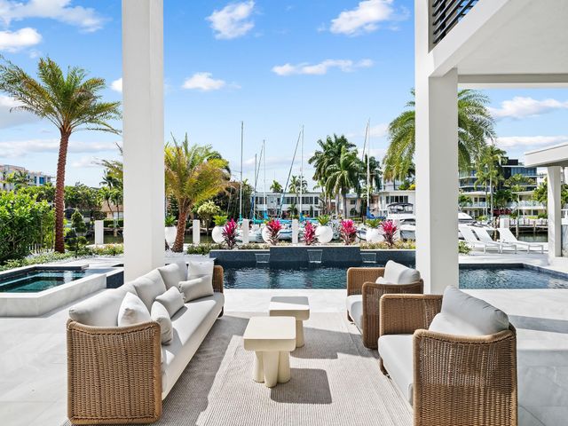 111 Fiesta Way, Fort Lauderdale, FL 33301