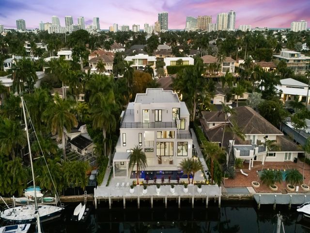 111 Fiesta Way, Fort Lauderdale, FL 33301