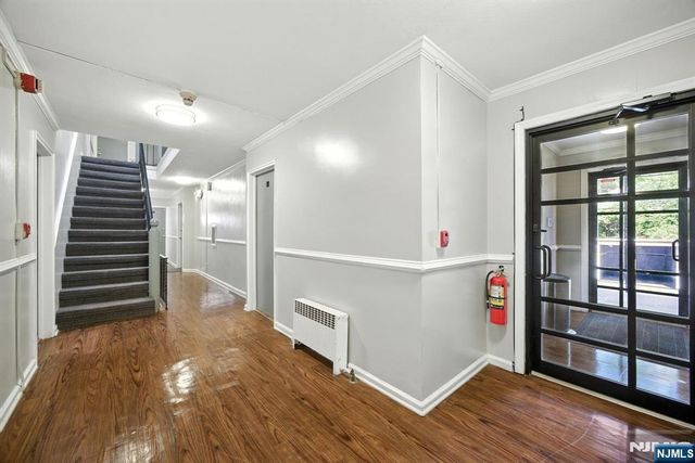 320 Claremont Avenue A6, Montclair, NJ 07042