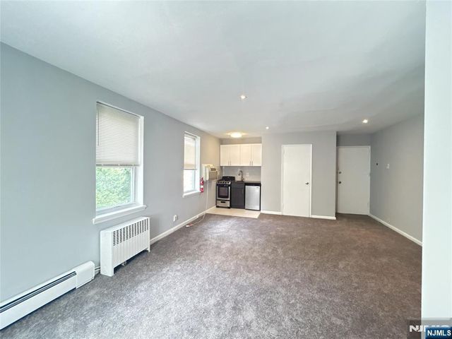 320 Claremont Avenue A6, Montclair, NJ 07042