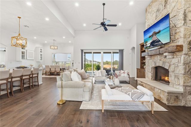 4425 Williams Lake Drive, College Station, TX 77845