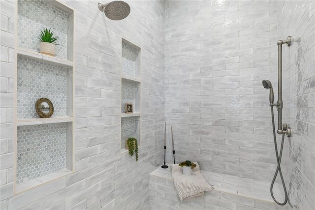 4425 Williams Lake Drive, College Station, TX 77845