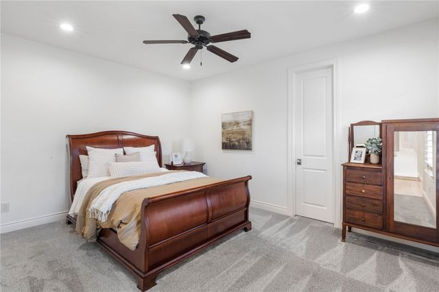 4425 Williams Lake Drive, College Station, TX 77845