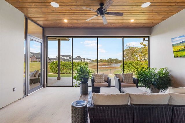 4425 Williams Lake Drive, College Station, TX 77845