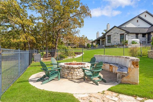 4425 Williams Lake Drive, College Station, TX 77845