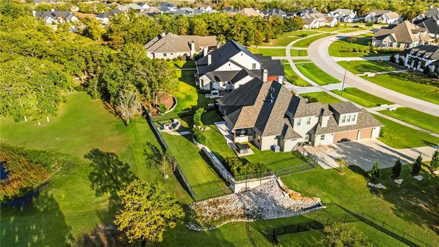 4425 Williams Lake Drive, College Station, TX 77845