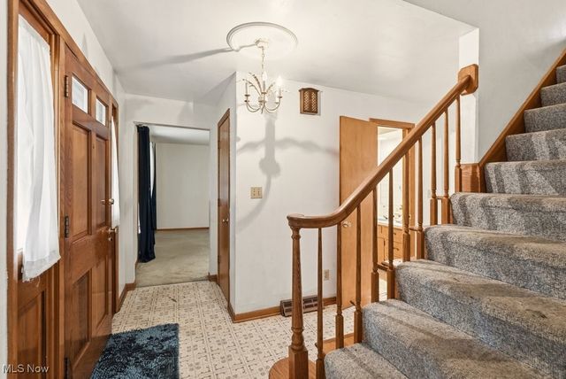 462 Pickwick Lane, Tallmadge, OH 44278